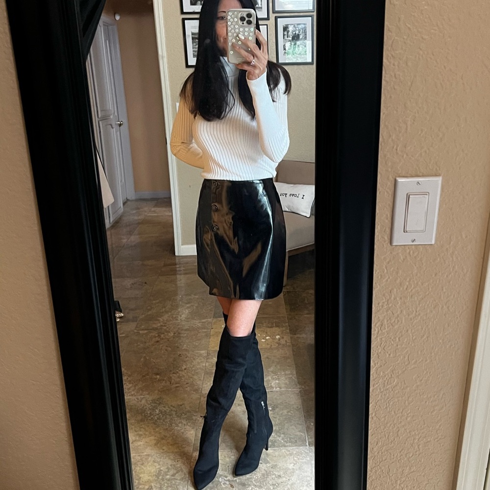 Lulu’s Black Patient Leather Faux Wrap Mini Skirt Sz S